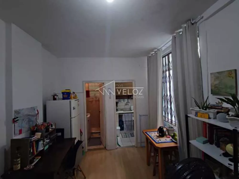 Apartamento à venda com 1 quarto, 25m² - Foto 2