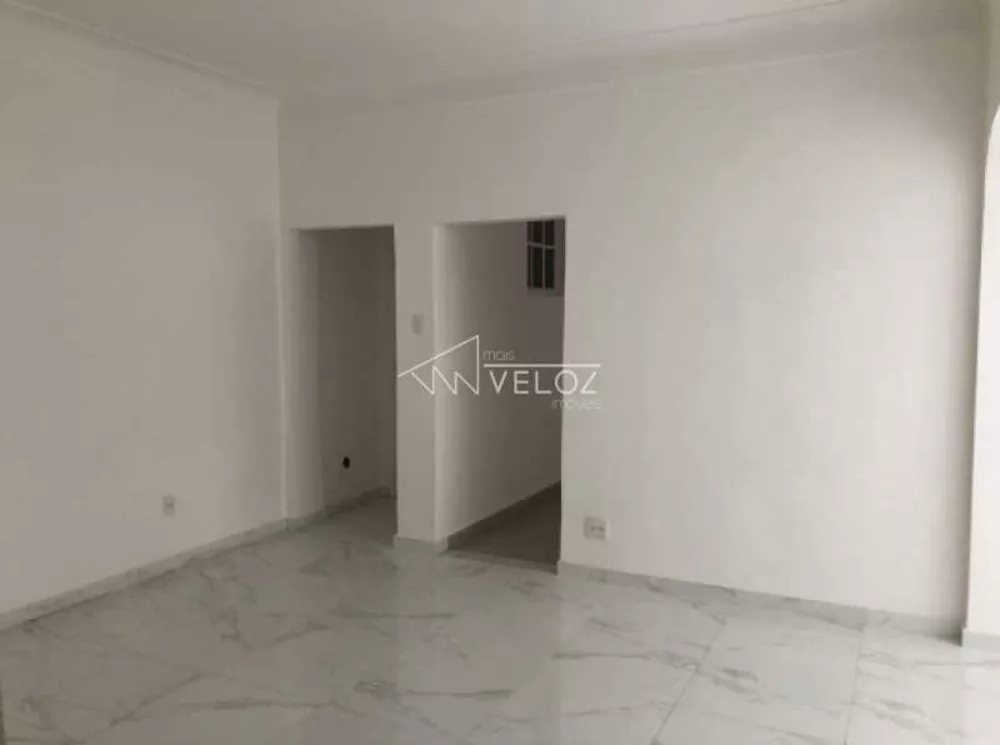 Apartamento à venda com 2 quartos, 103m² - Foto 1