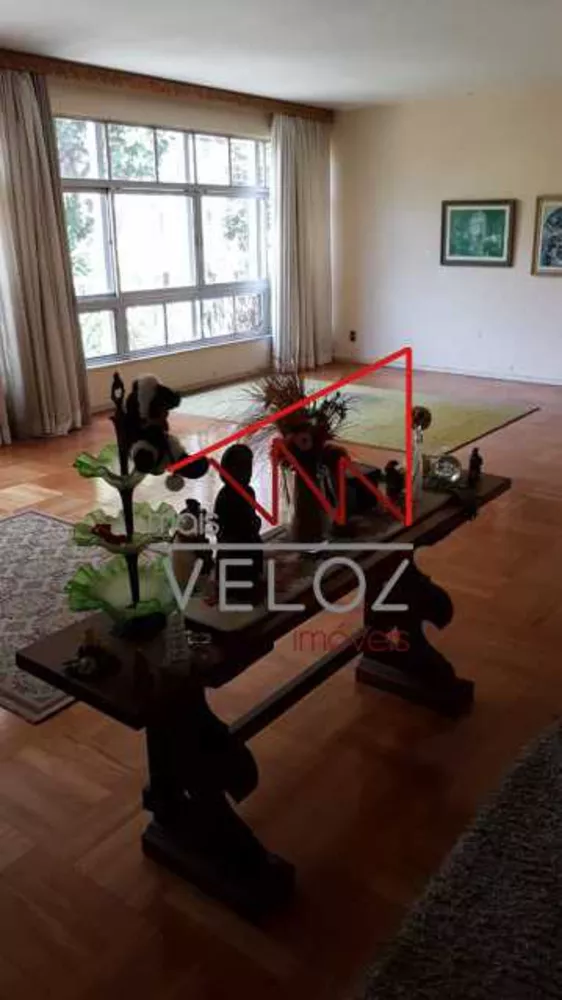 Apartamento à venda com 3 quartos, 210m² - Foto 2