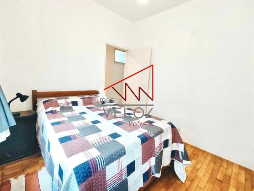 Apartamento à venda com 3 quartos, 100m² - Foto 2