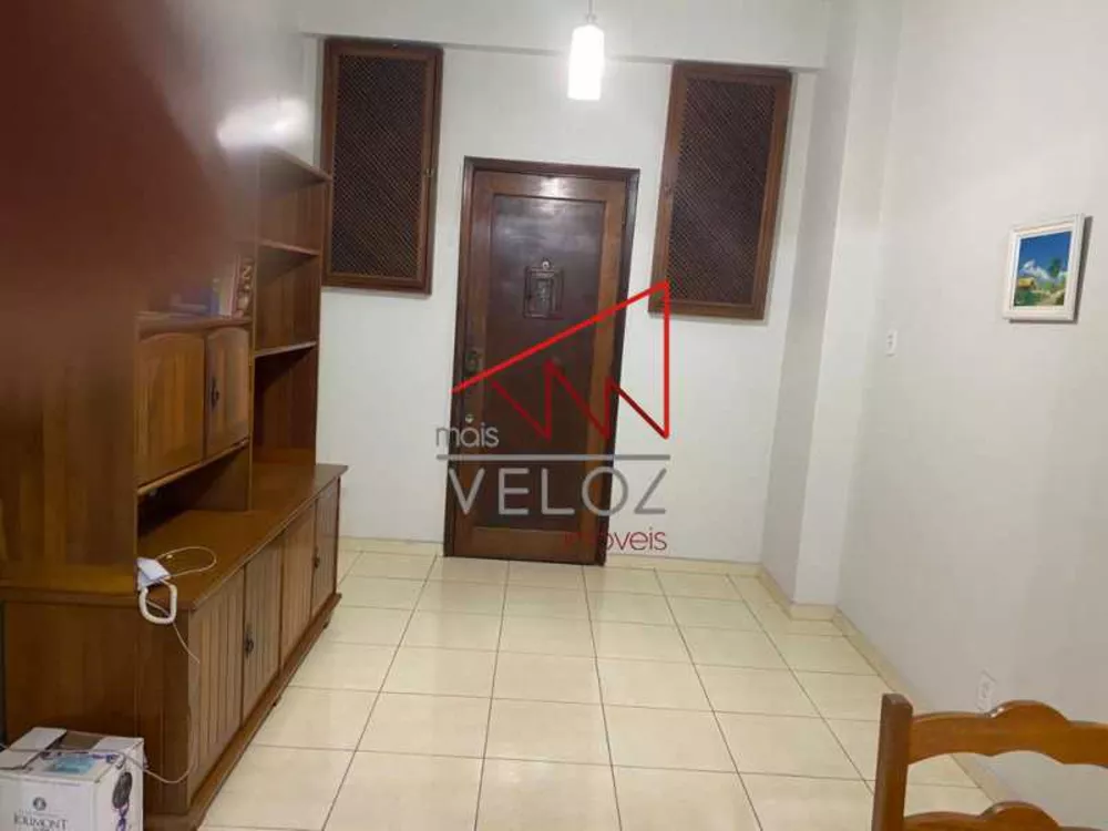 Apartamento à venda com 2 quartos, 77m² - Foto 1