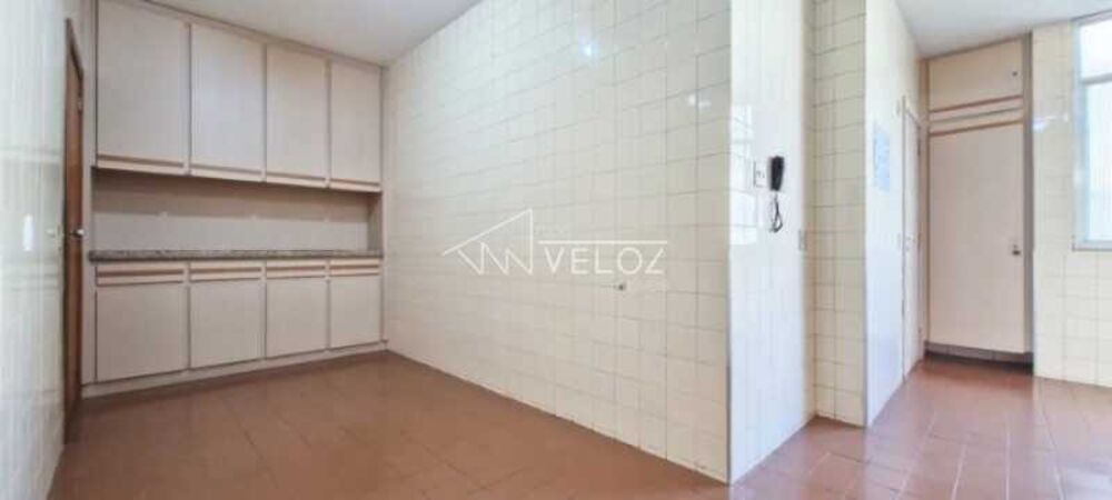 Apartamento à venda com 3 quartos, 121m² - Foto 9