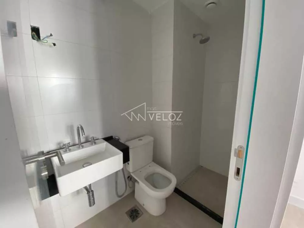 Apartamento à venda com 1 quarto, 50m² - Foto 1