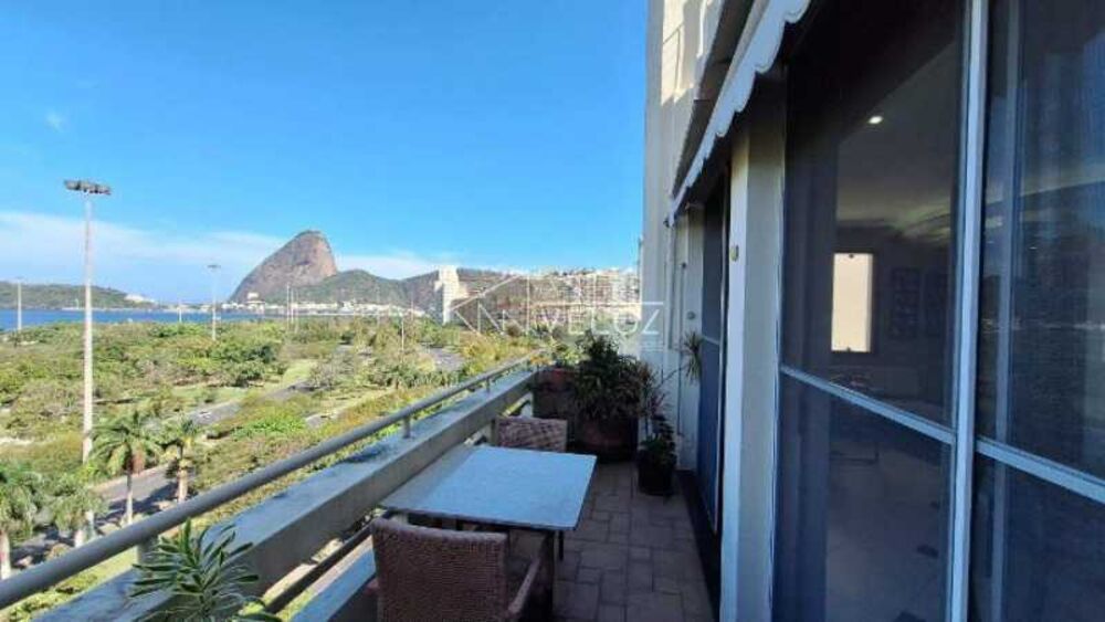Apartamento à venda com 3 quartos, 220m² - Foto 12