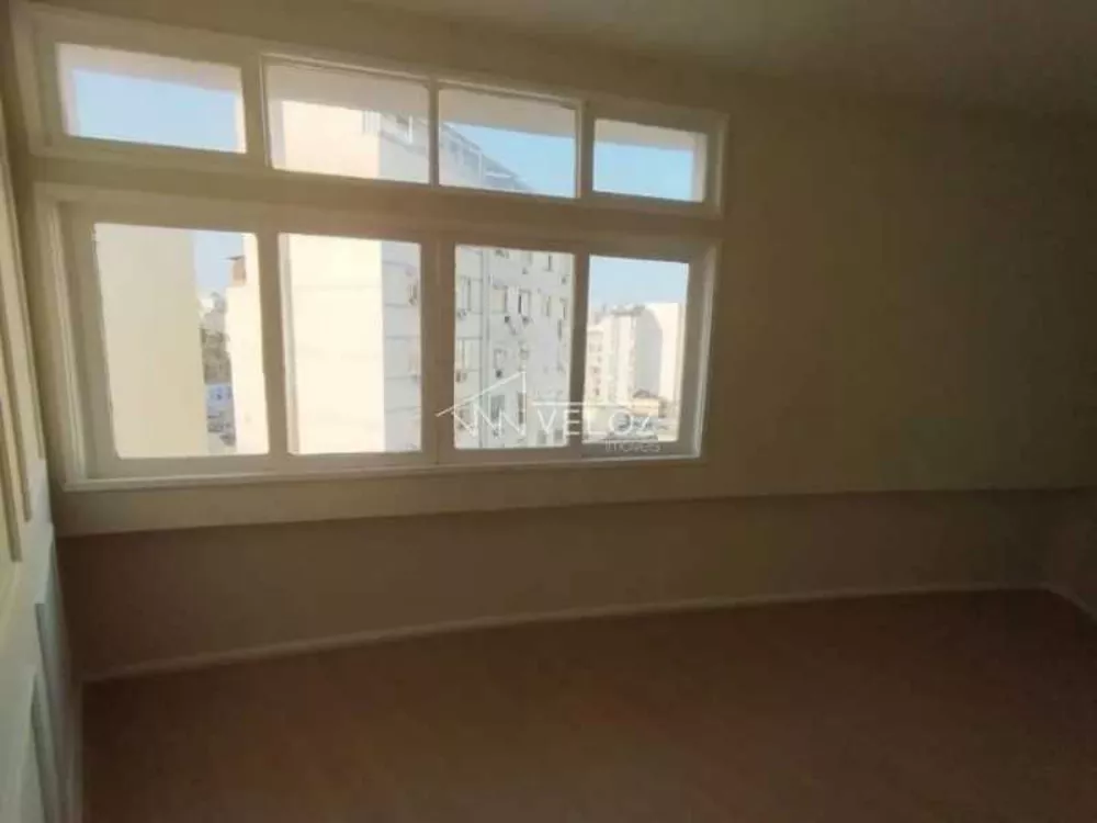 Apartamento à venda com 1 quarto, 45m² - Foto 3