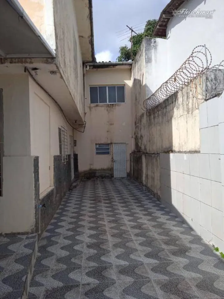 Casa, 6 quartos, 246 m² - Foto 1