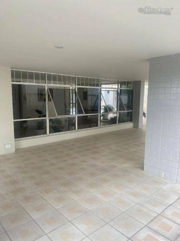 Apartamento, 3 quartos, 130 m² - Foto 1