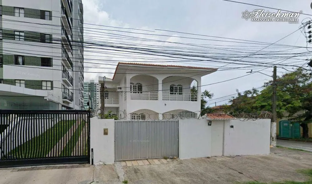 Casa, 10 quartos, 422 m² - Foto 1
