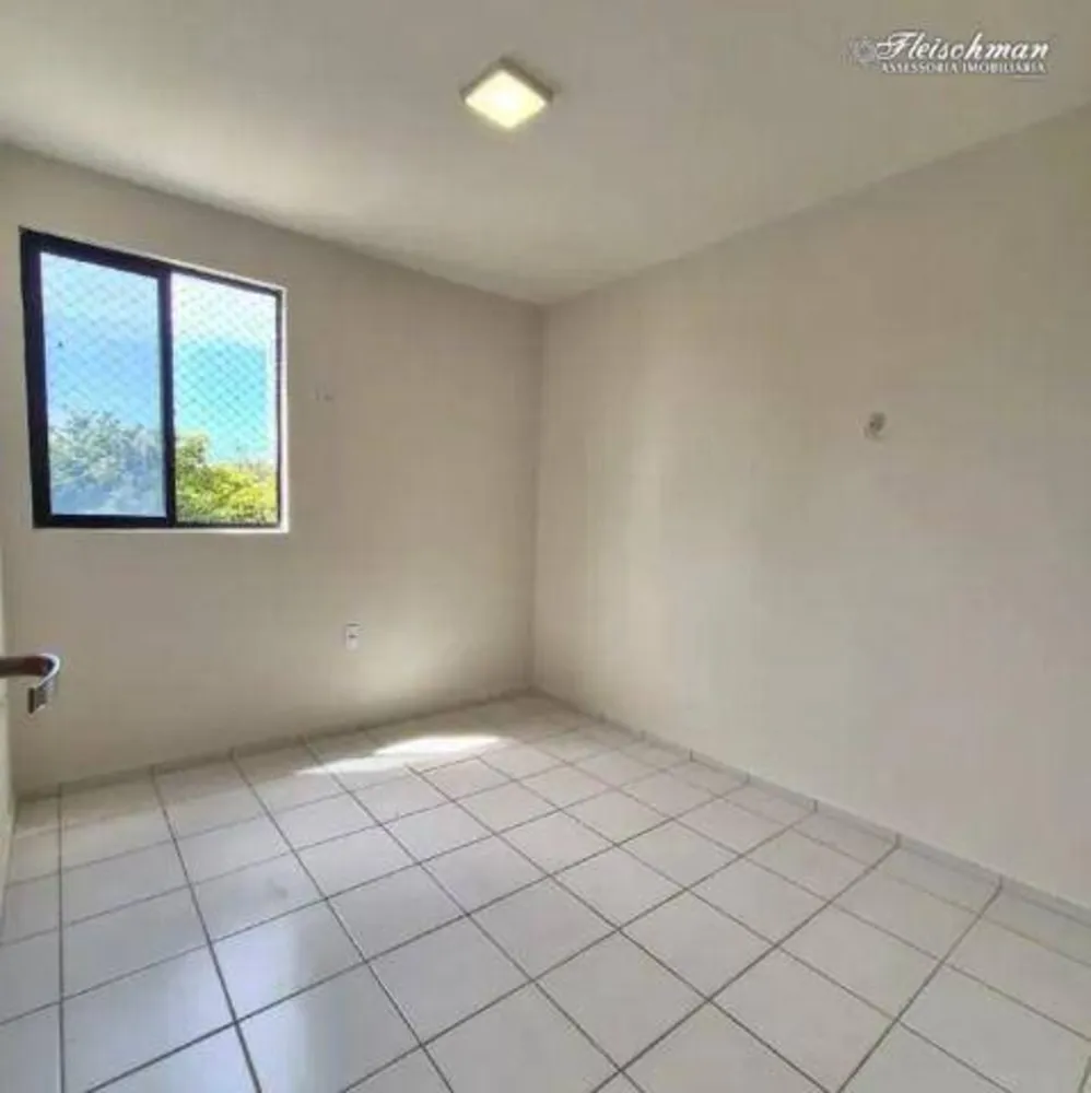 Apartamento, 3 quartos, 79 m² - Foto 2