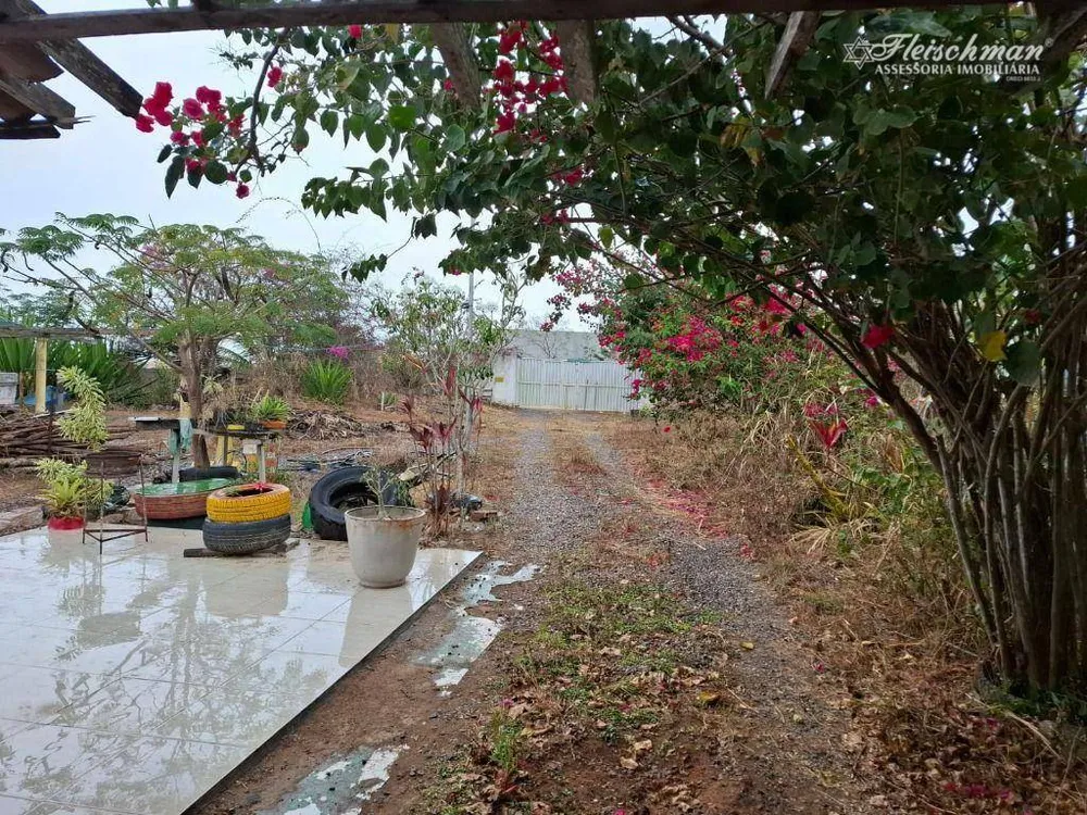 Chácara, 3 quartos, 8600 m² - Foto 1