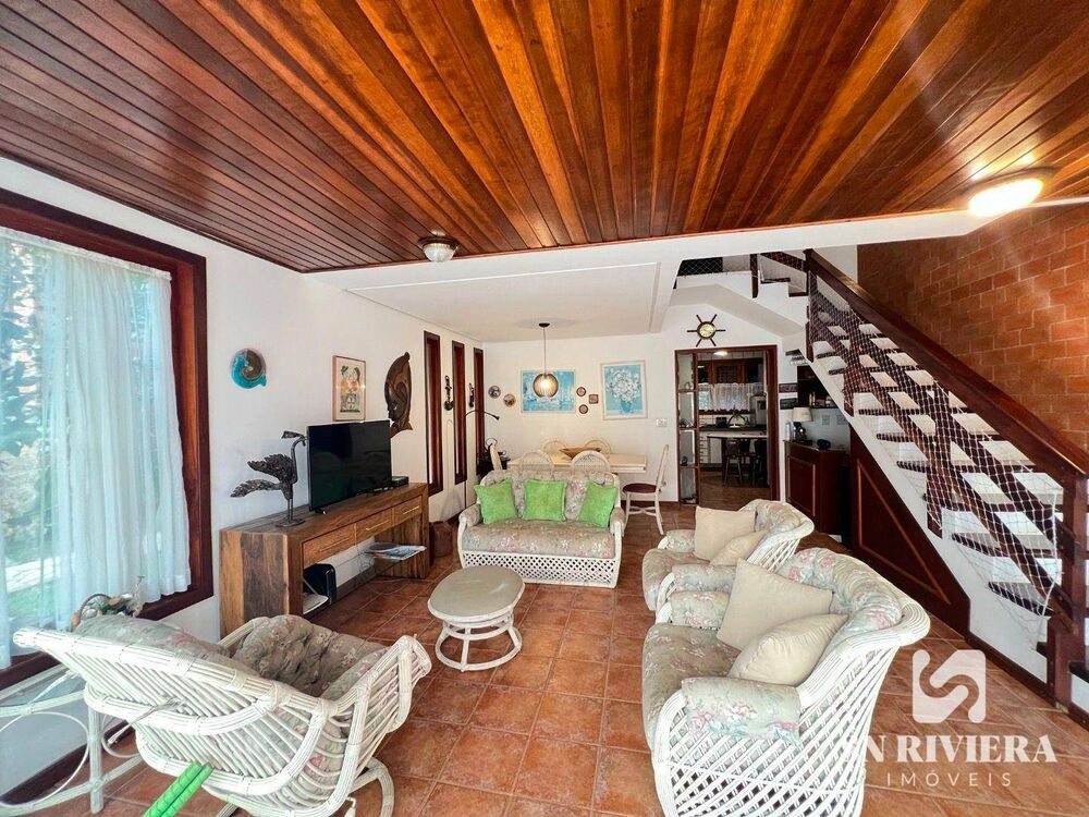 Casa à venda com 3 quartos, 130m² - Foto 1