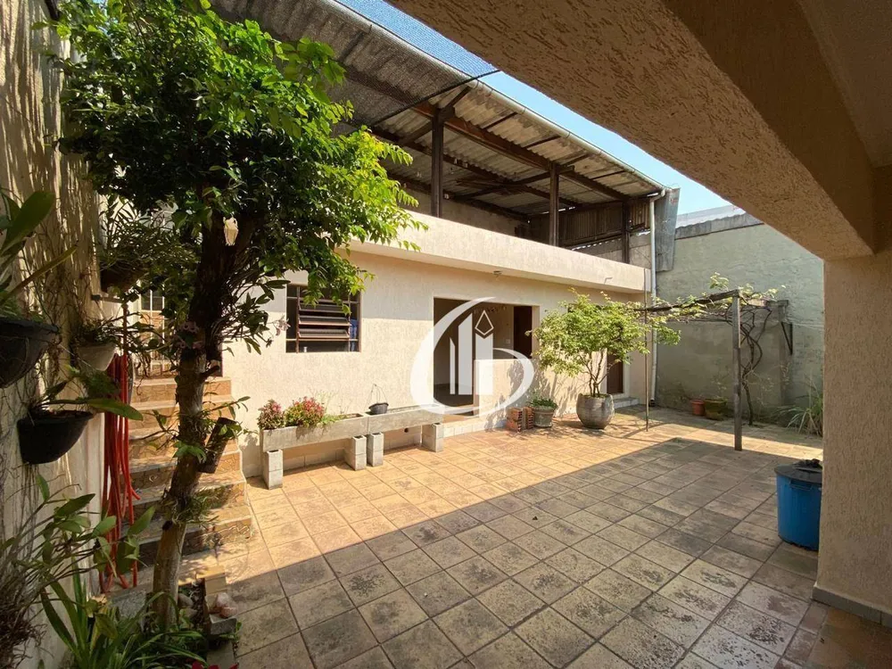 Casa, 3 quartos, 206 m² - Foto 6