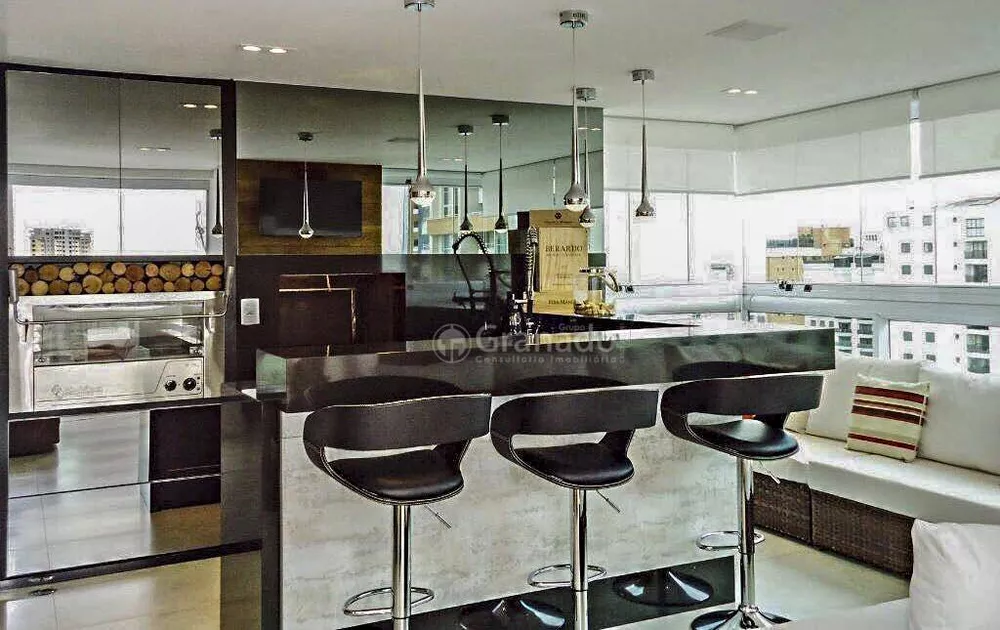 Apartamento, 4 quartos, 234 m² - Foto 1