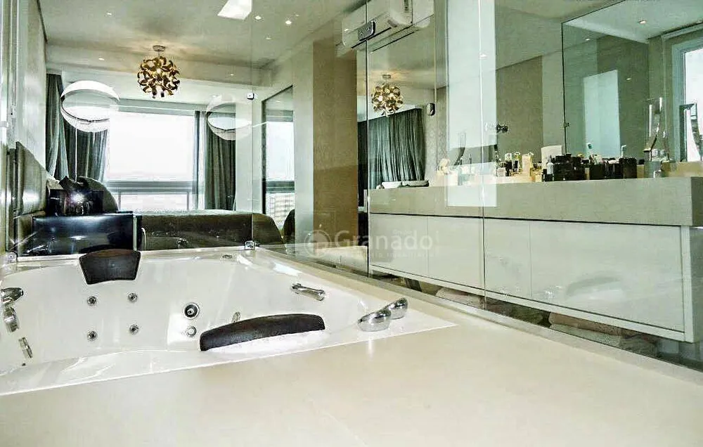 Apartamento, 4 quartos, 234 m² - Foto 2