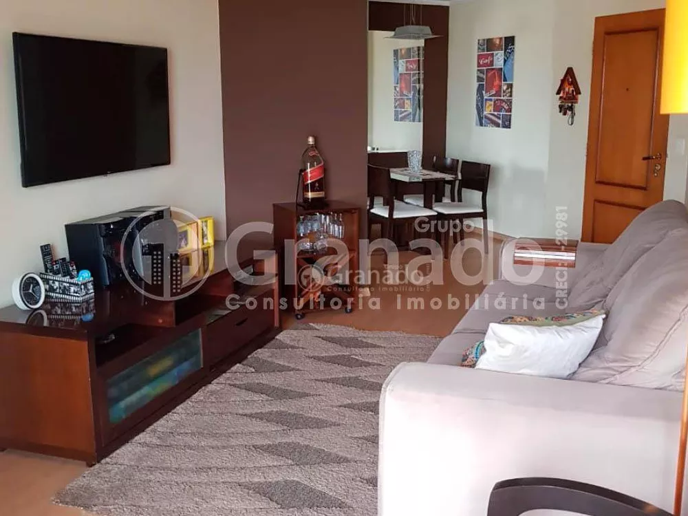 Apartamento à venda com 3 quartos, 94m² - Foto 2