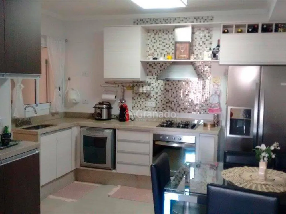 Sobrado, 3 quartos, 190 m² - Foto 1