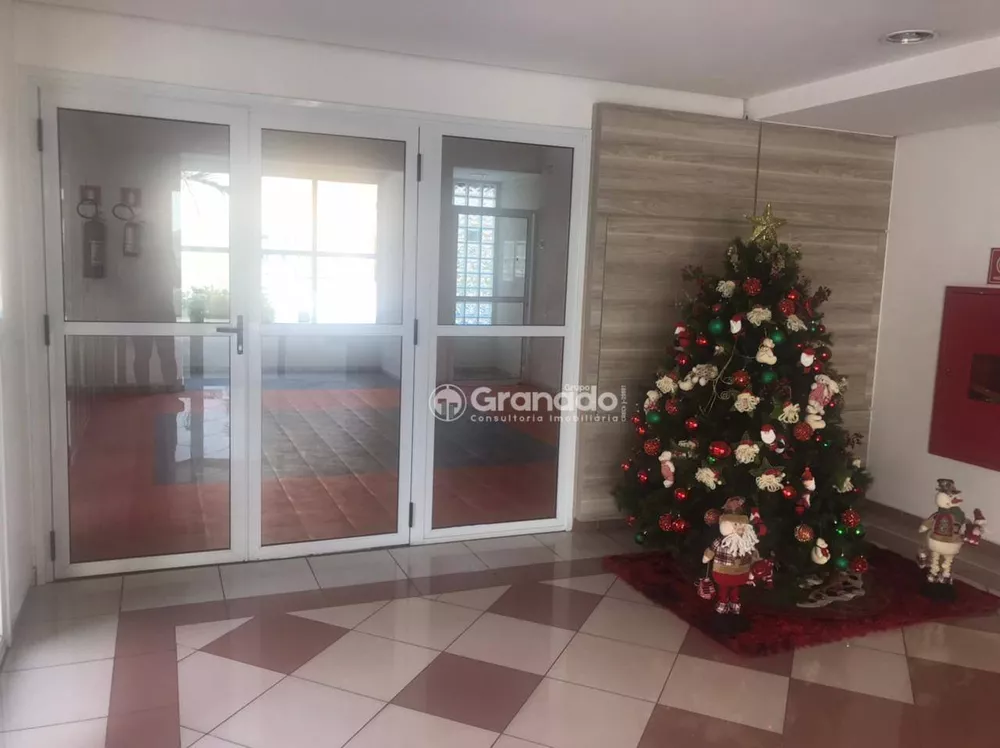 Apartamento à venda com 3 quartos, 70m² - Foto 3