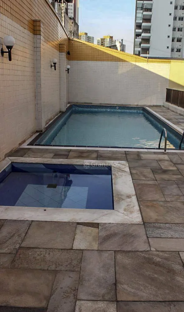 Apartamento, 3 quartos, 226 m² - Foto 2