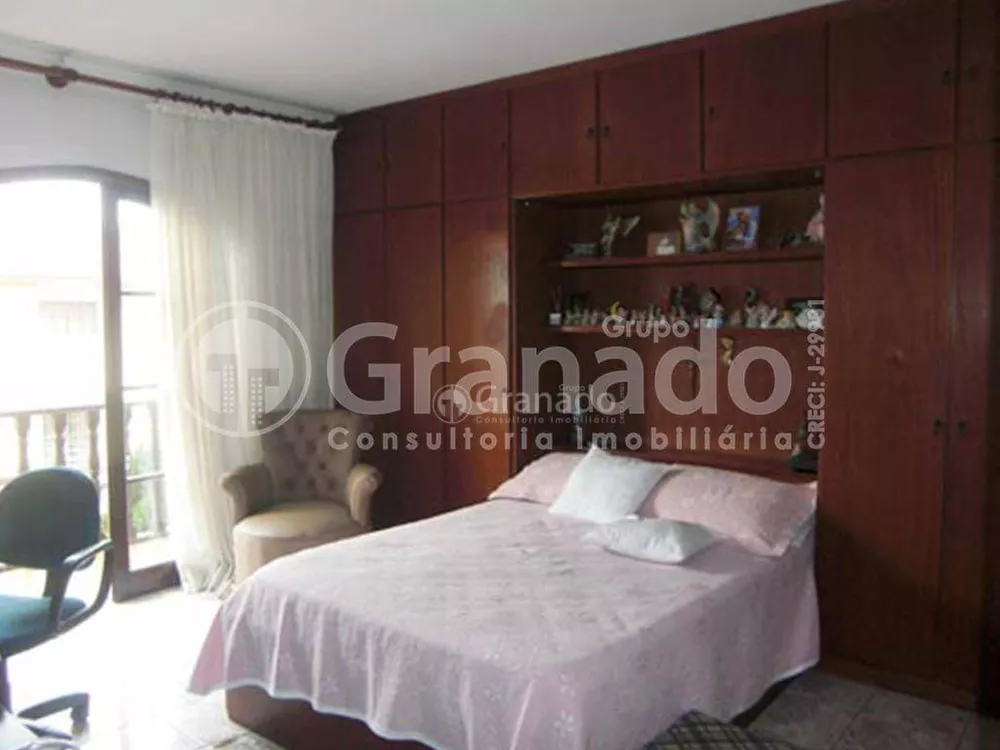 Sobrado, 3 quartos, 256 m² - Foto 1