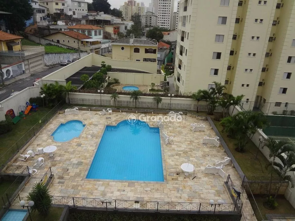 Apartamento à venda com 3 quartos, 77m² - Foto 1