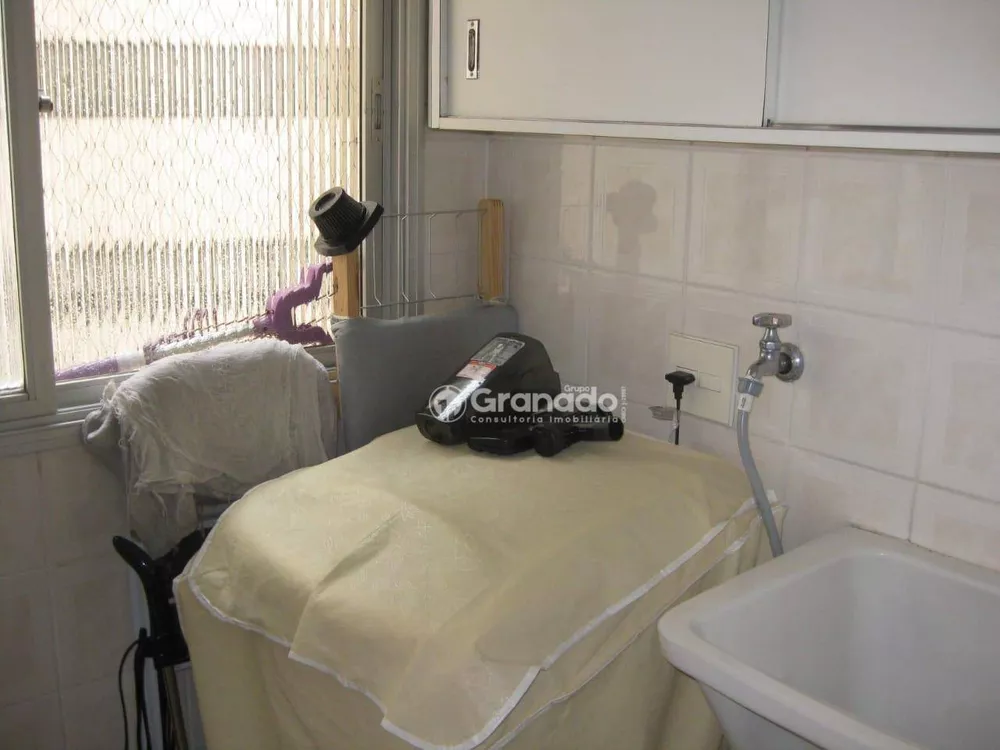 Apartamento à venda com 3 quartos, 77m² - Foto 4