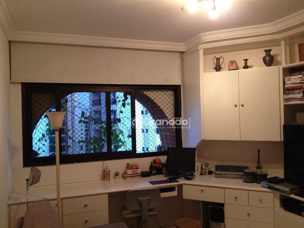 Apartamento à venda com 3 quartos, 147m² - Foto 6