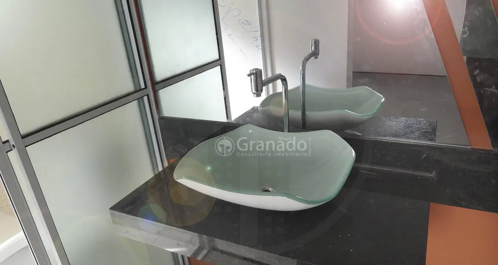 Sobrado, 3 quartos, 265 m² - Foto 2