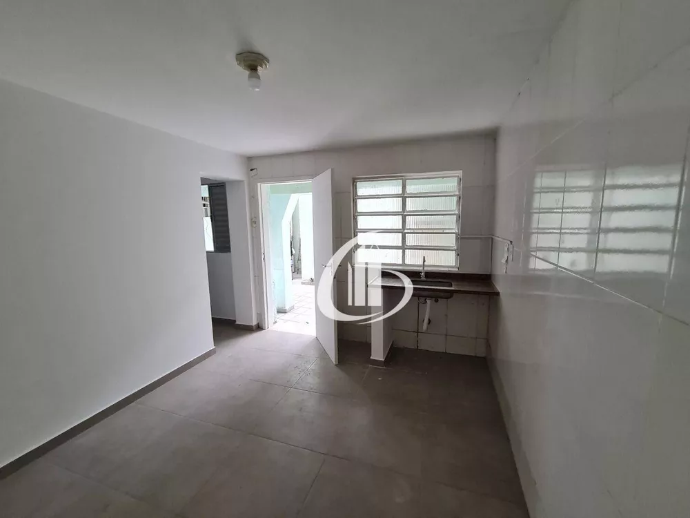 Casa de Condomínio para alugar com 1 quarto, 40m² - Foto 1