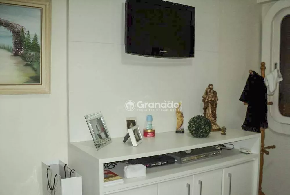 Apartamento à venda com 3 quartos, 100m² - Foto 4