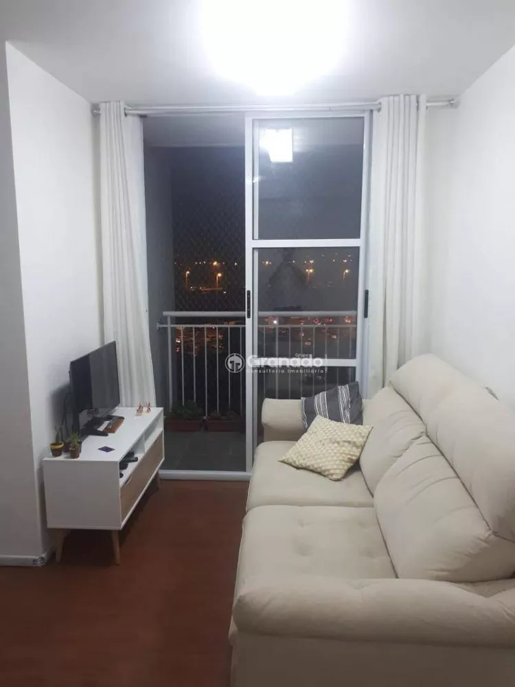 Apartamento à venda com 2 quartos, 53m² - Foto 3