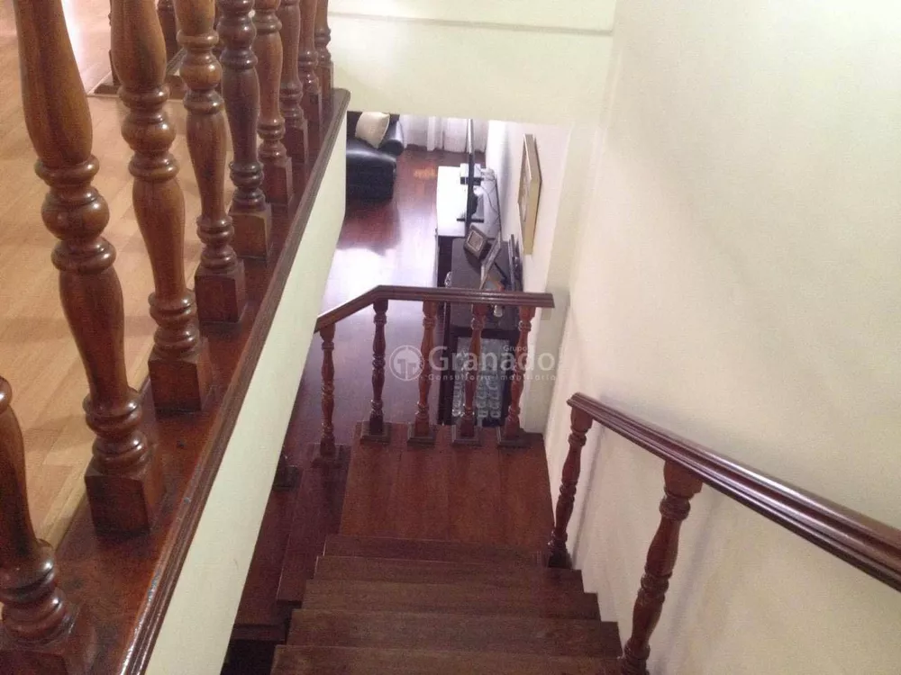 Sobrado, 4 quartos, 298 m² - Foto 1