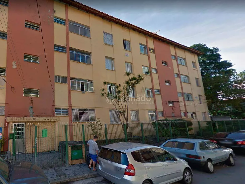 Apartamento à venda com 3 quartos, 92m² - Foto 1