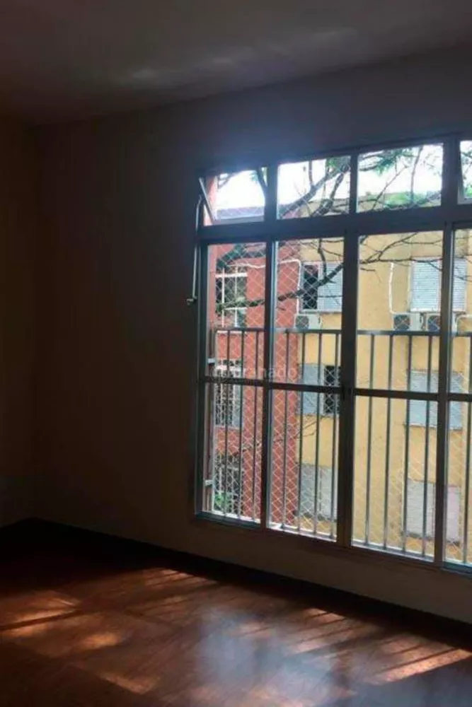 Apartamento à venda com 3 quartos, 92m² - Foto 4