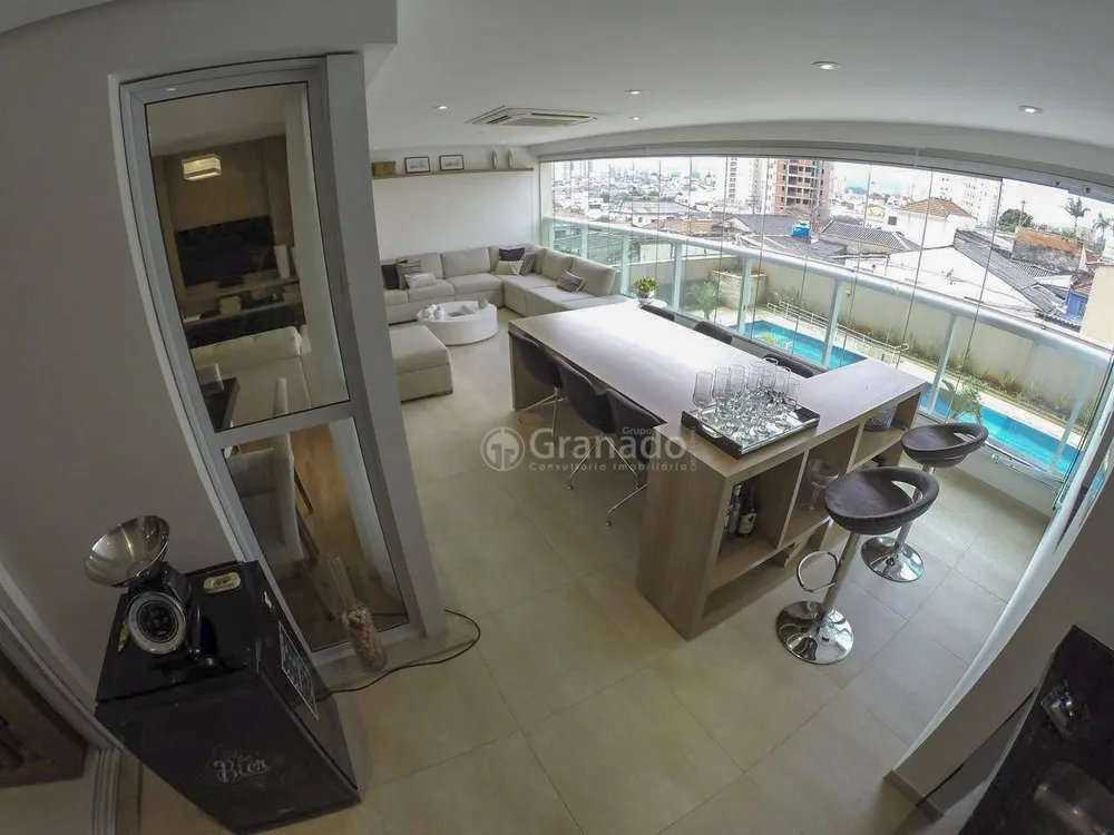 Apartamento, 3 quartos, 140 m² - Foto 1