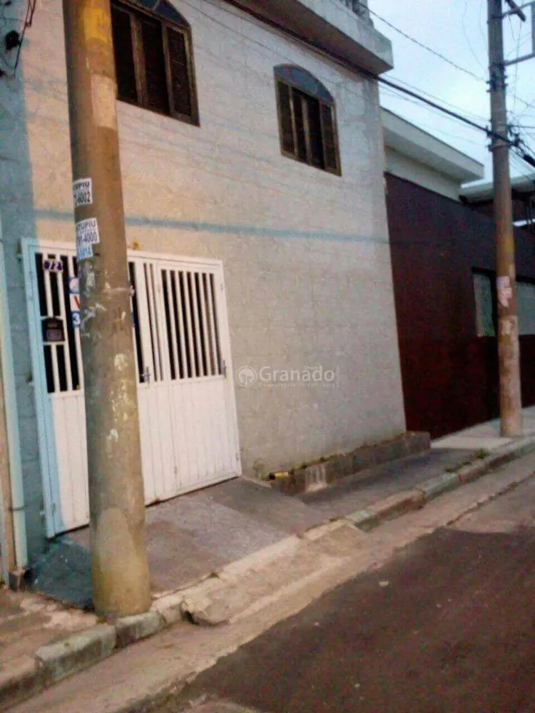 Sobrado, 3 quartos, 180 m² - Foto 1