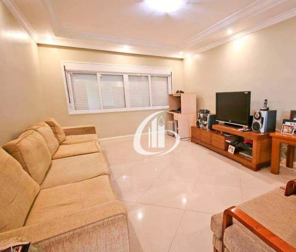 Sobrado à venda com 3 quartos, 320m² - Foto 1