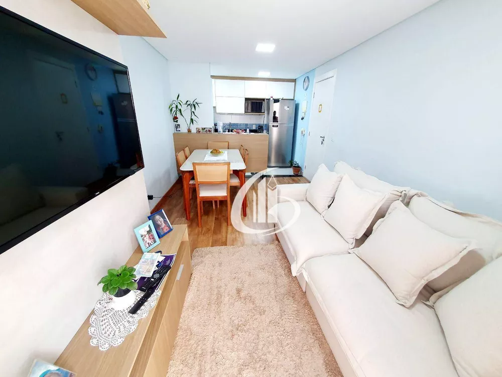 Apartamento à venda com 3 quartos, 67m² - Foto 1