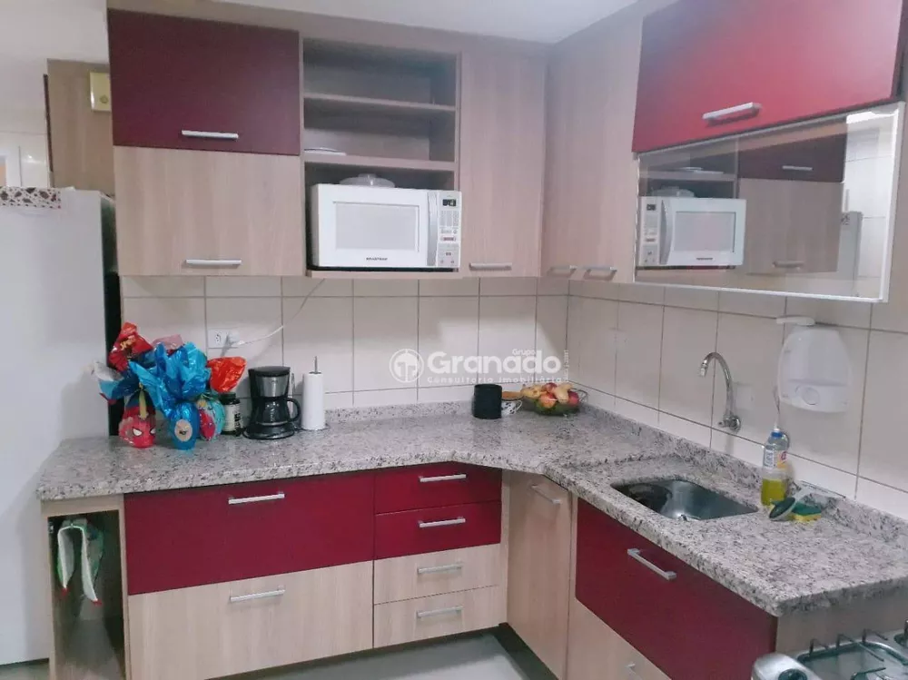 Apartamento à venda com 3 quartos, 101m² - Foto 1