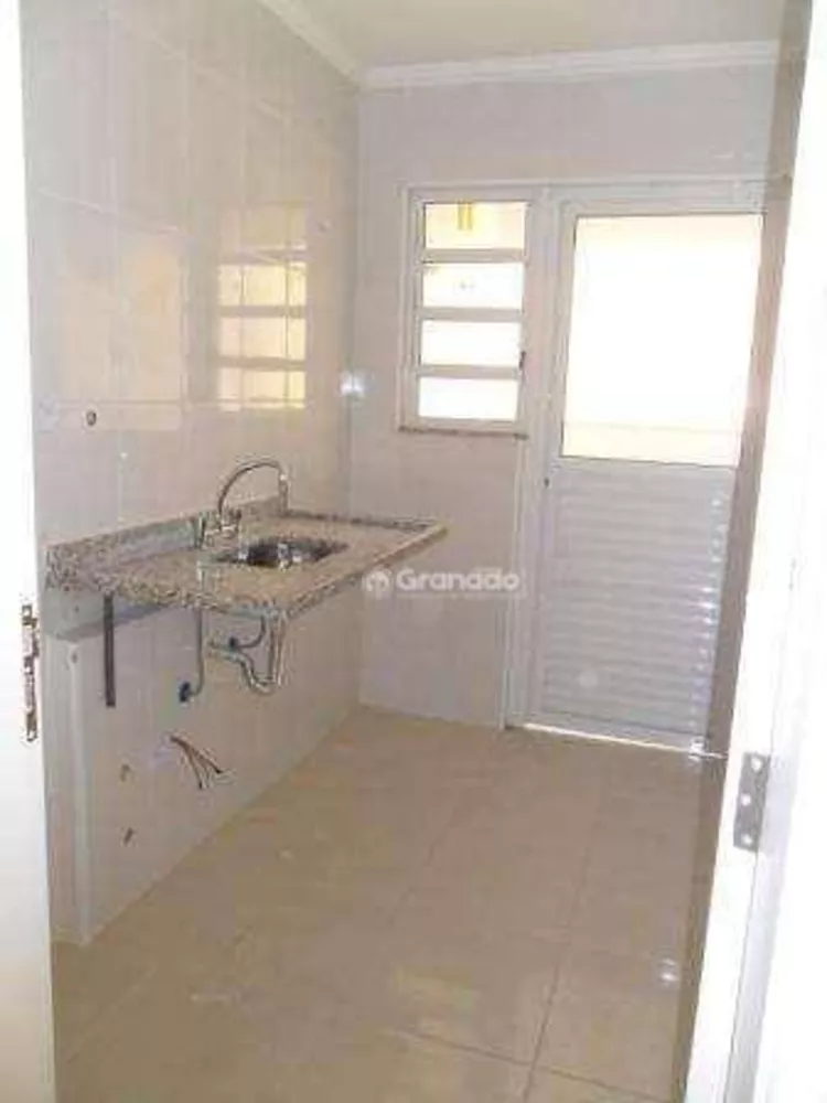 Apartamento à venda com 3 quartos, 67m² - Foto 4