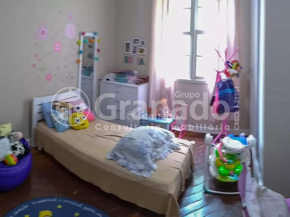 Casa, 3 quartos, 240 m² - Foto 10