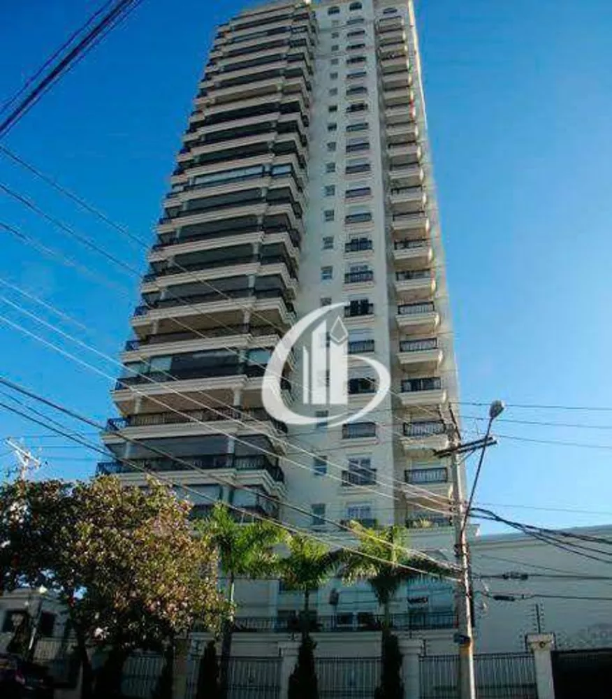 Apartamento à venda com 4 quartos, 250m² - Foto 1