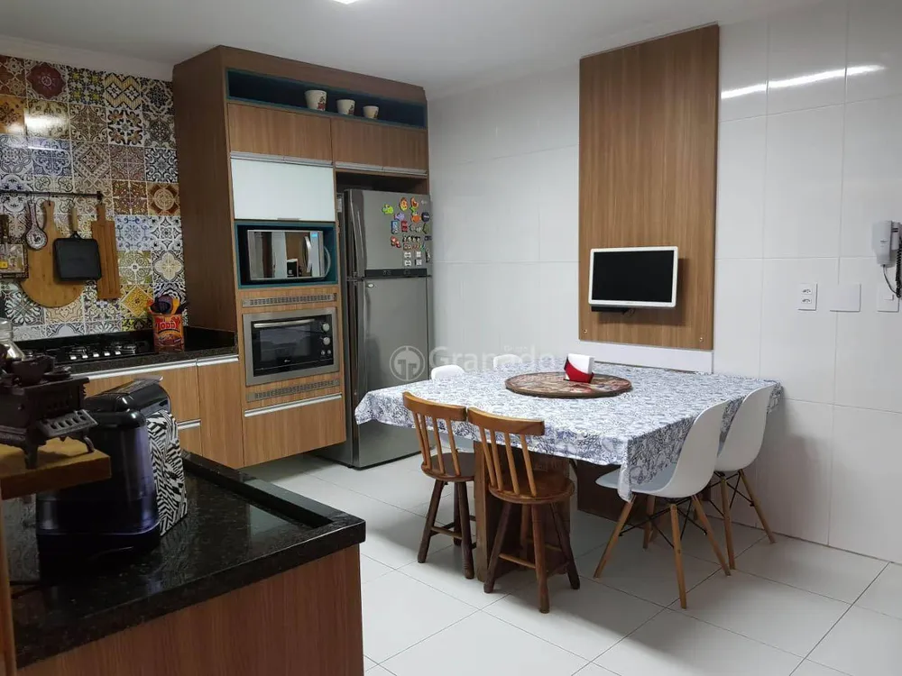 Sobrado, 3 quartos, 157 m² - Foto 3
