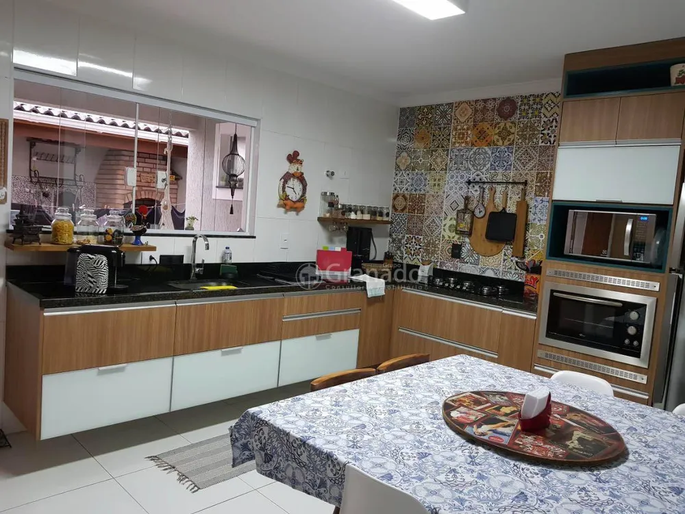 Sobrado, 3 quartos, 157 m² - Foto 4