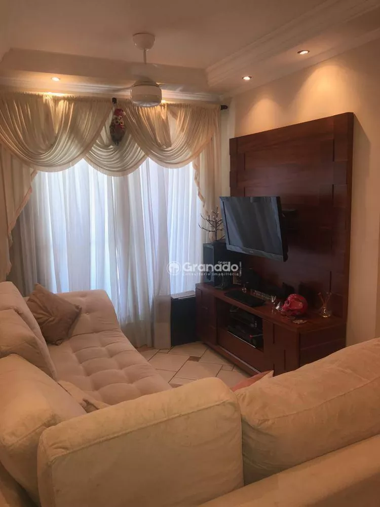 Apartamento à venda com 2 quartos, 50m² - Foto 3