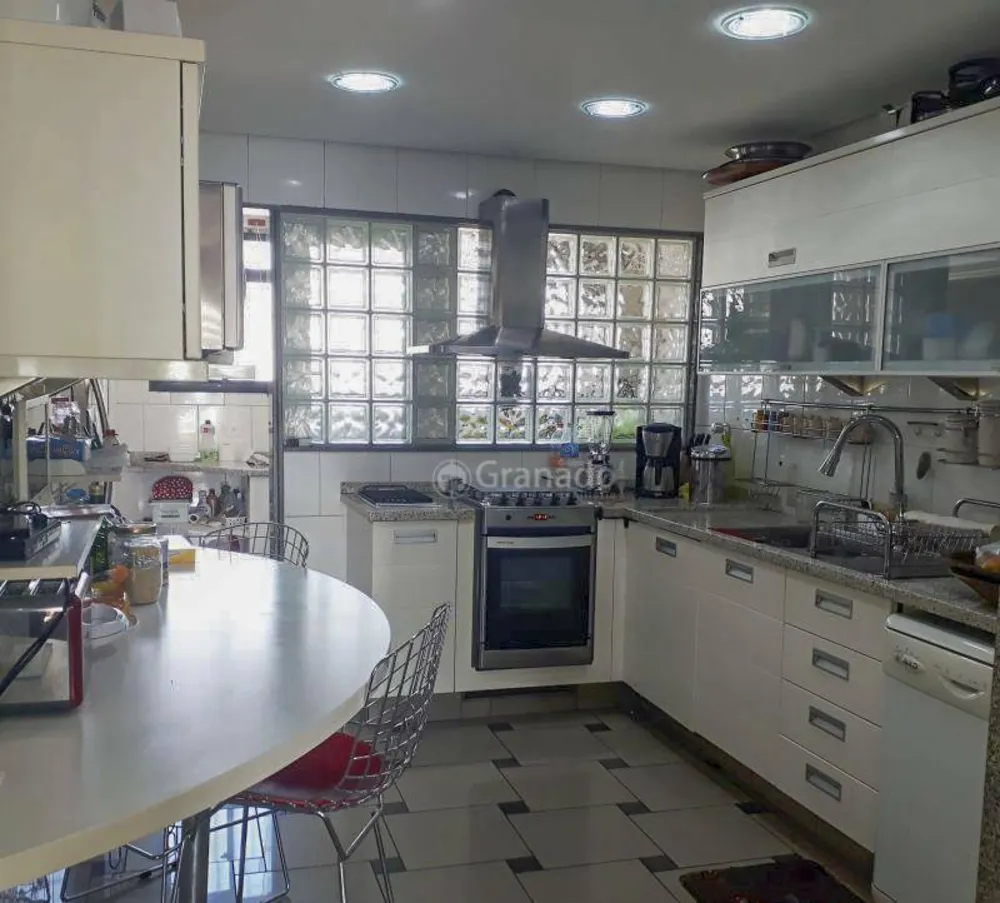 Apartamento, 3 quartos, 133 m² - Foto 2