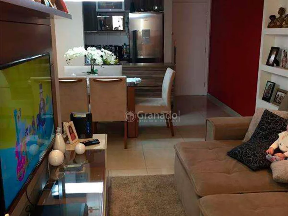 Apartamento à venda com 3 quartos, 92m² - Foto 3