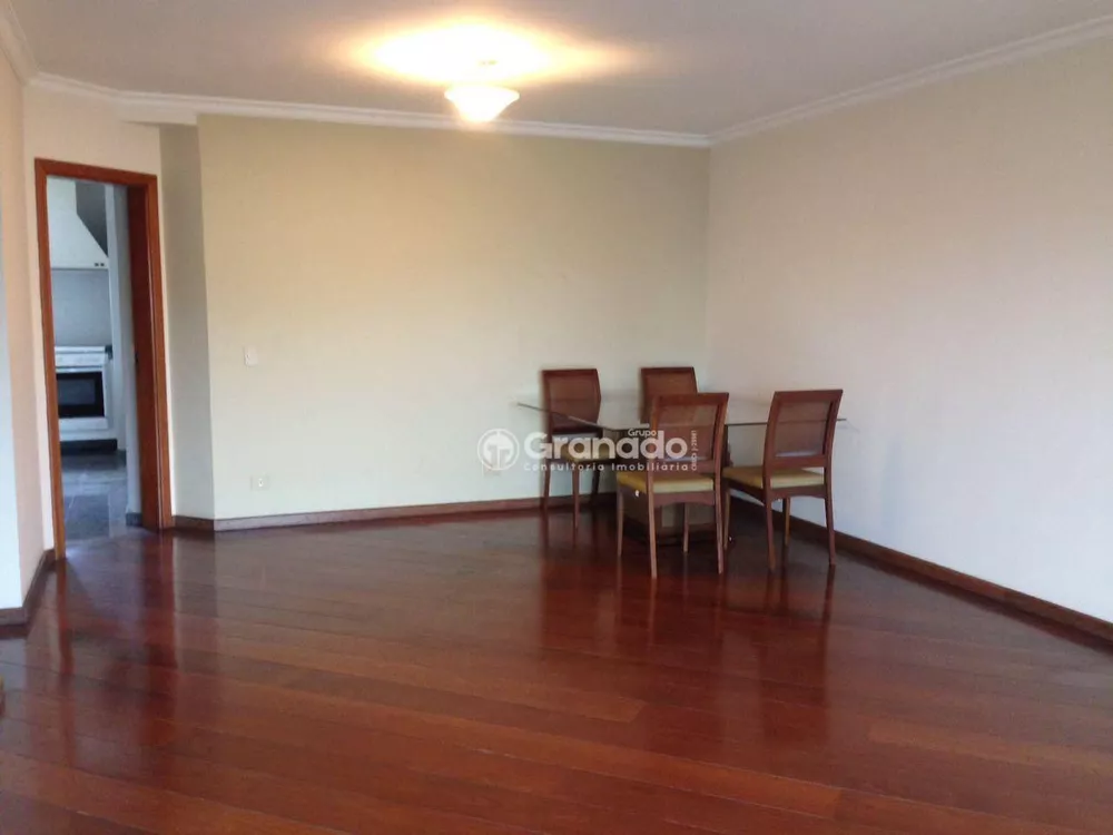 Apartamento à venda com 4 quartos, 159m² - Foto 12