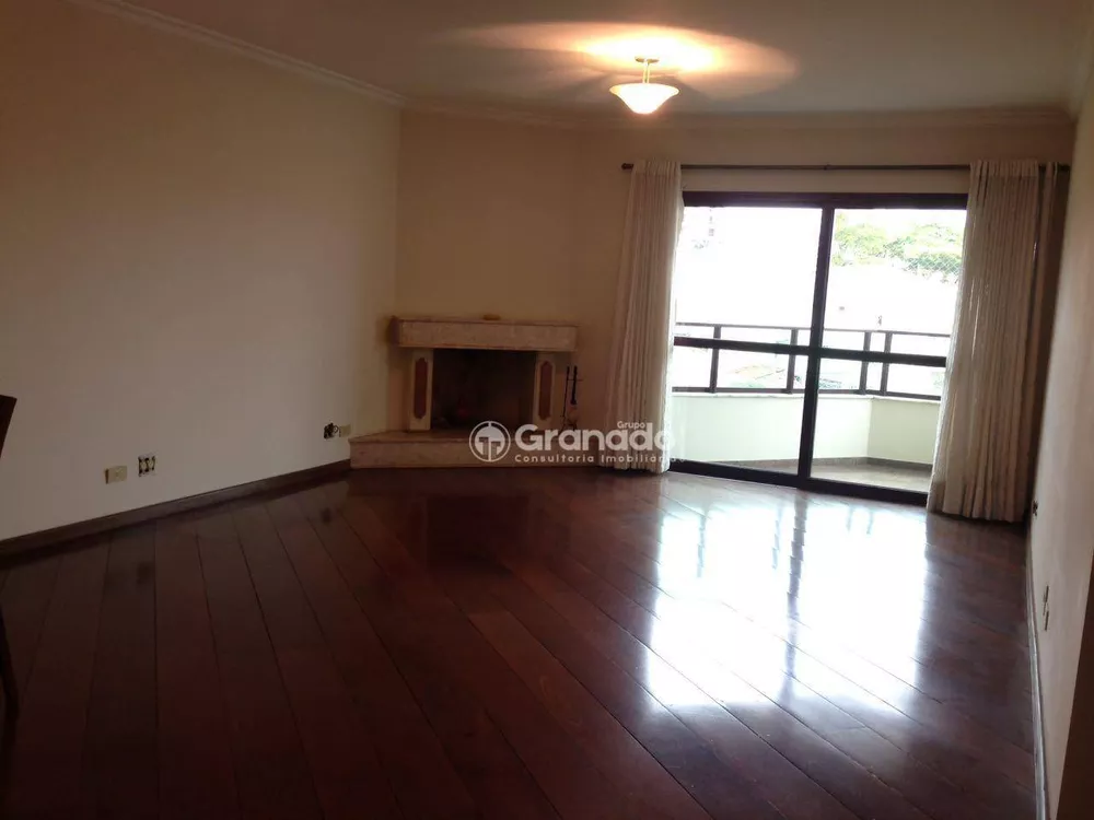 Apartamento à venda com 4 quartos, 159m² - Foto 1