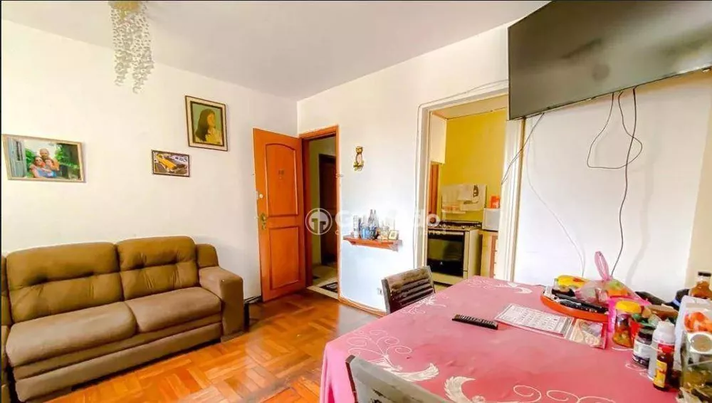 Apartamento à venda com 2 quartos, 65m² - Foto 1