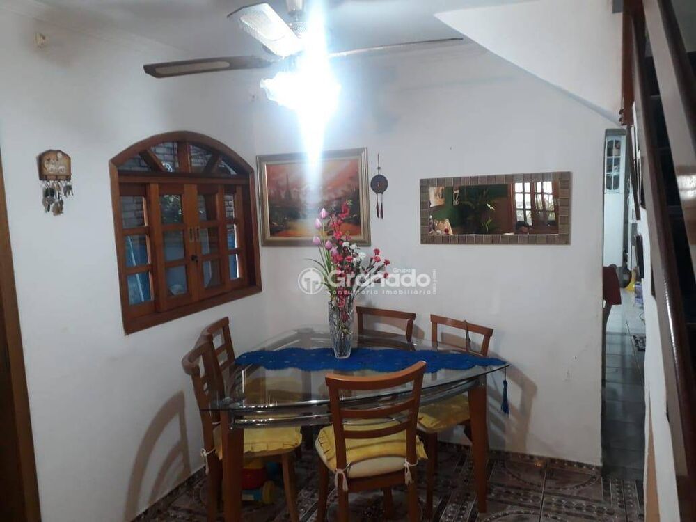 Sobrado à venda com 4 quartos, 82m² - Foto 6